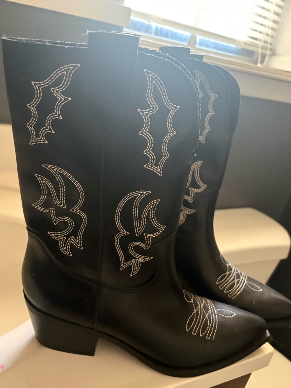 Indigo Rd. Yoley Western Boots
